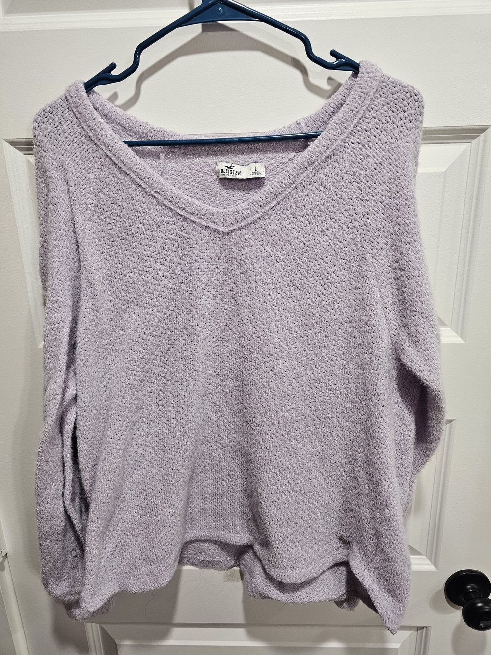 Hollister Light Lavender V-Neck Textured Knit Sweater - Women